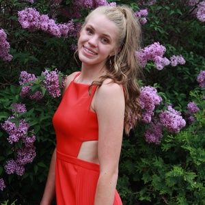 Meet your Posher, Megan